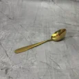 Cuchara para sopa dorada