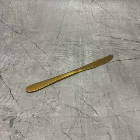 Cuchillo para fuerte dorado